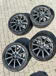Felgi z oponami BMW R17 225/45