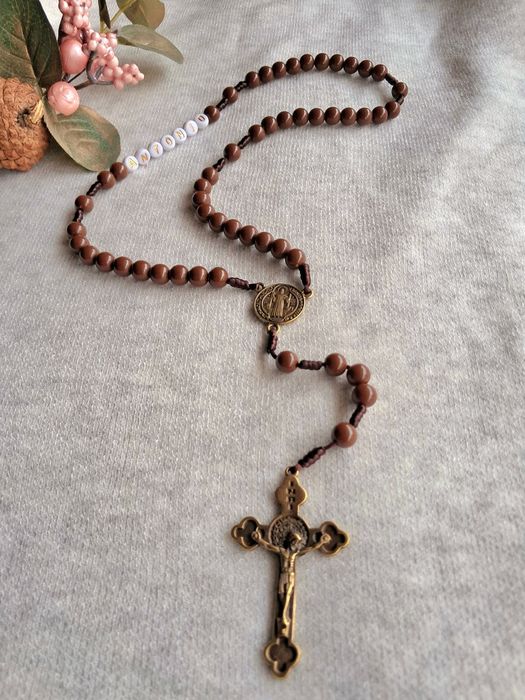 Terços/ Rosário personalizado com nome.