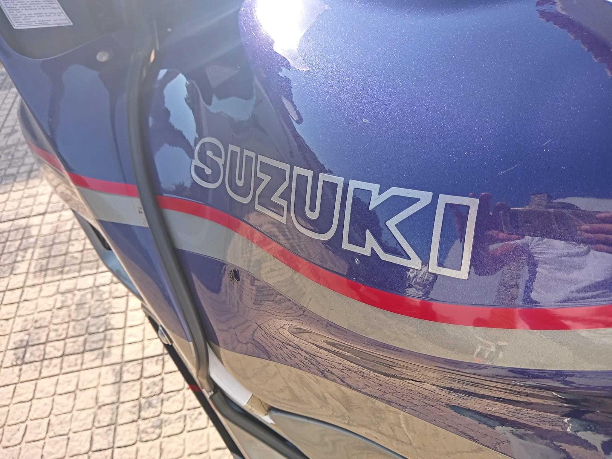 Suzuki GSXF 1100