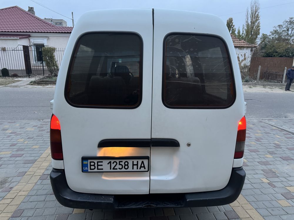 Nissan Vanette 2.3D