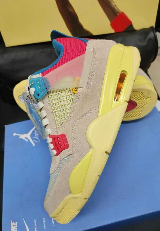 NikeAir Jordan4Retro R.42