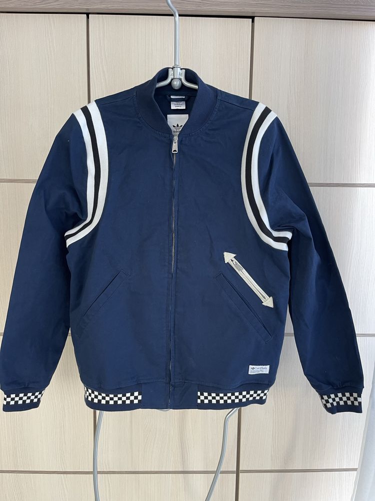 Adidas  kurtka bomber r. M super!