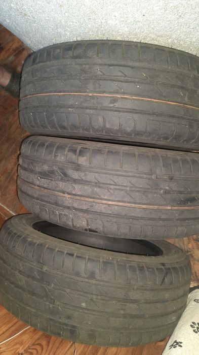 Резина літня  205/55 R16