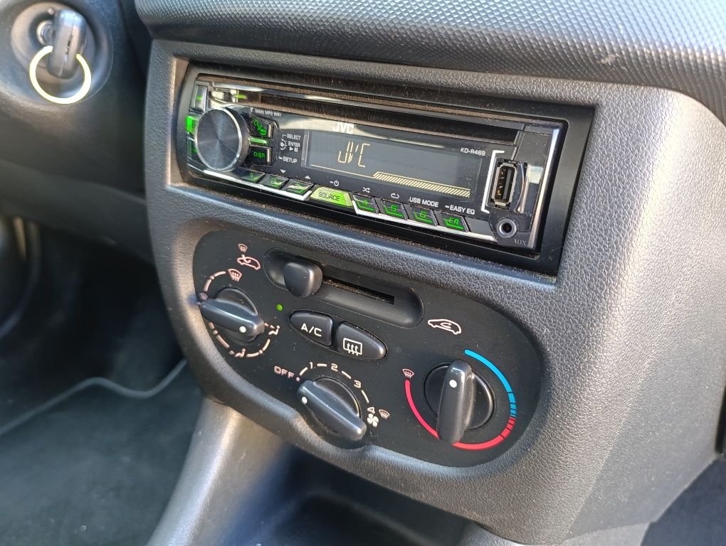 Peugeot 206 + Plus 1.4 73KM Niski Przebieg