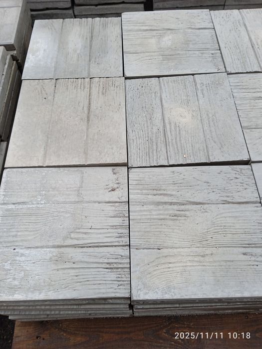 Продам тротуарну плитку