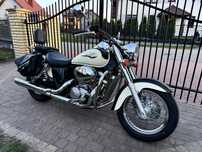 Honda Shadow VT750C, C2