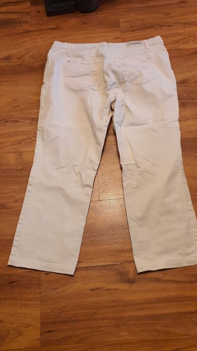 Spodnie letnie  kremowe Gerry Weber roz 42/44