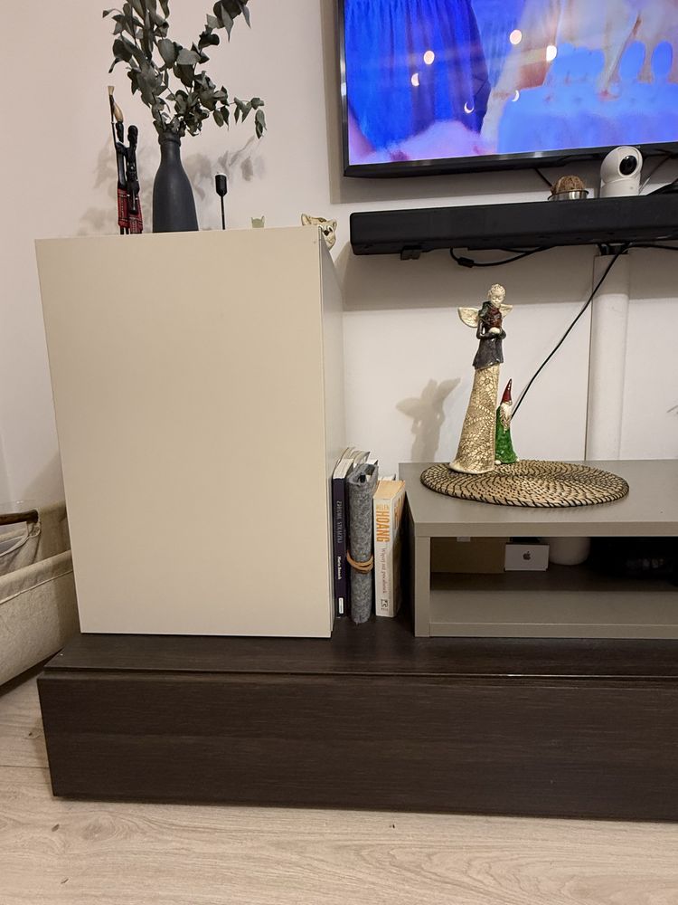 Zestaw szafek firmy VOX - model HiFi