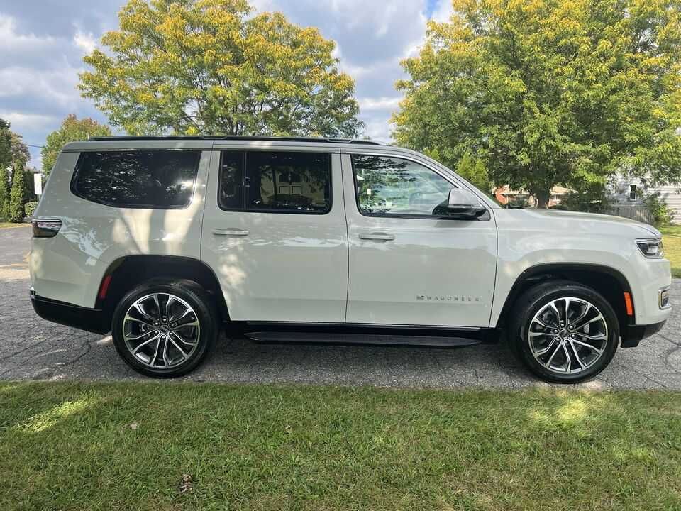 2022 Jeep Wagoneer Series II