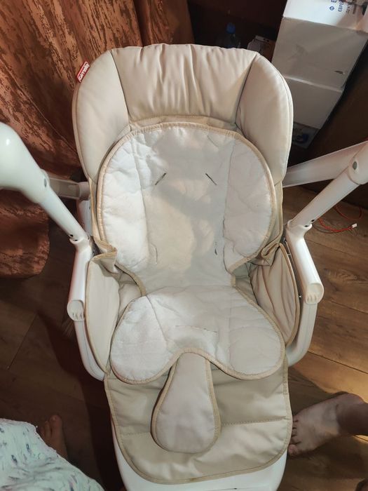 Стільчик-гойдалка "CARRELLO Triumph"/Пеленатор chicco