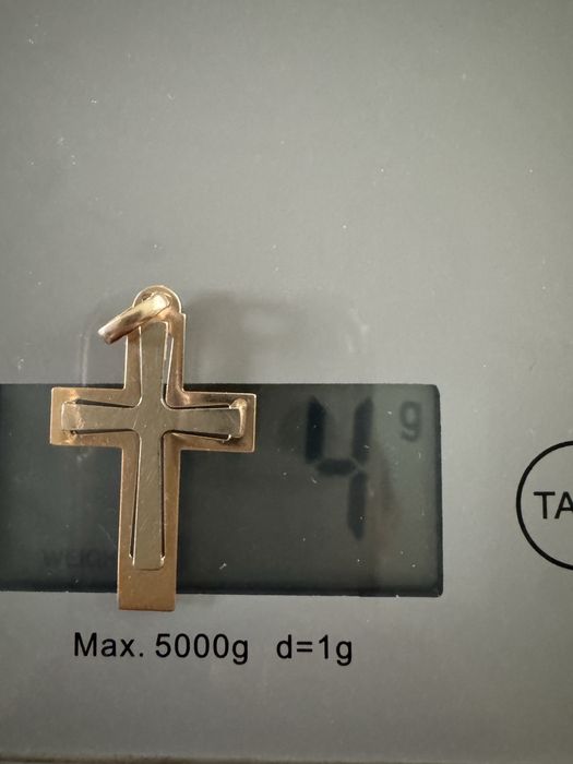 Золотий хрестик-підвіска