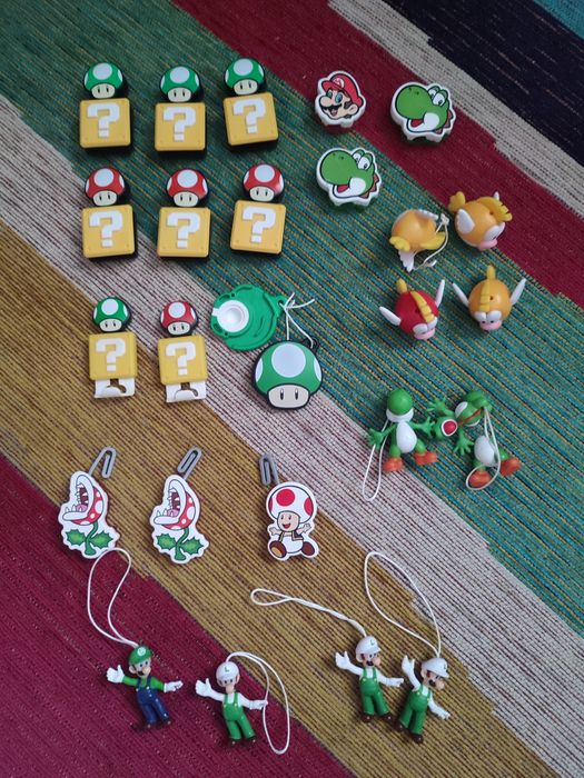 Іграшки Super Mario Kinder joy  Супер Маріо фігурки