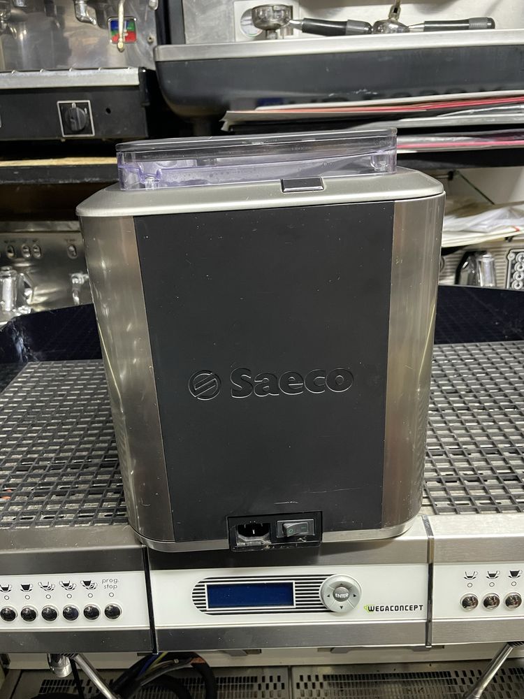 Кавомашина Philips Saeco Syntia