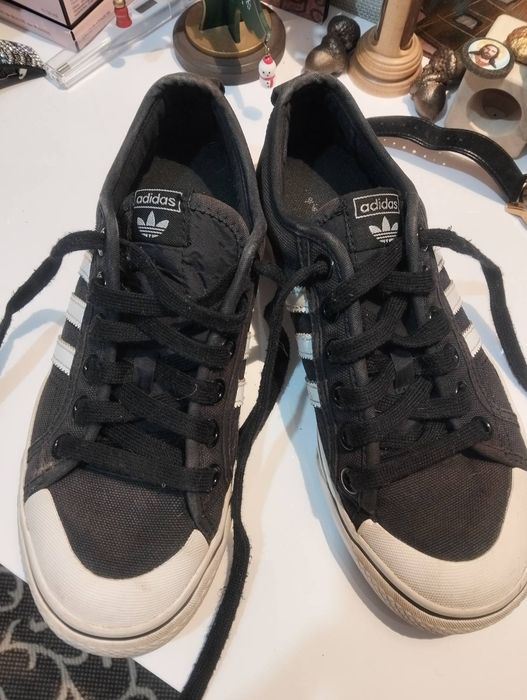 фірмові підліткові кеди Adidas