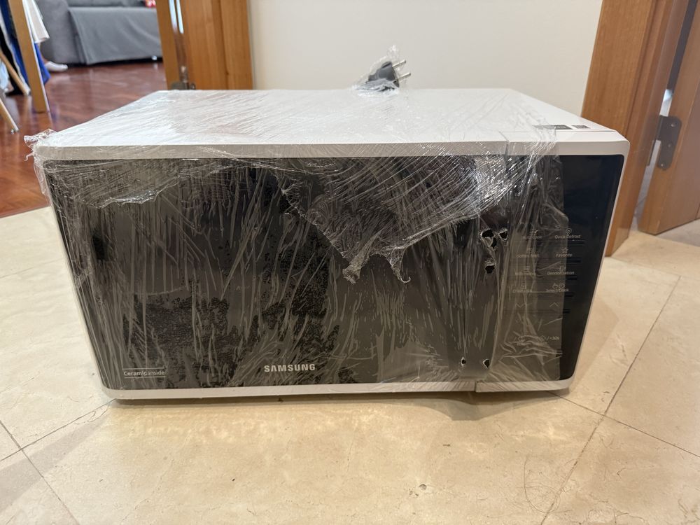 Micro-ondas SAMSUNG MS23K3513AW (23 L - Sem Grill - Branco)