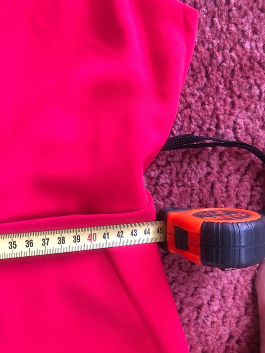 Sukienka malinowa marki iwwi