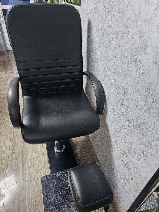 Fotel do pedicure czarny