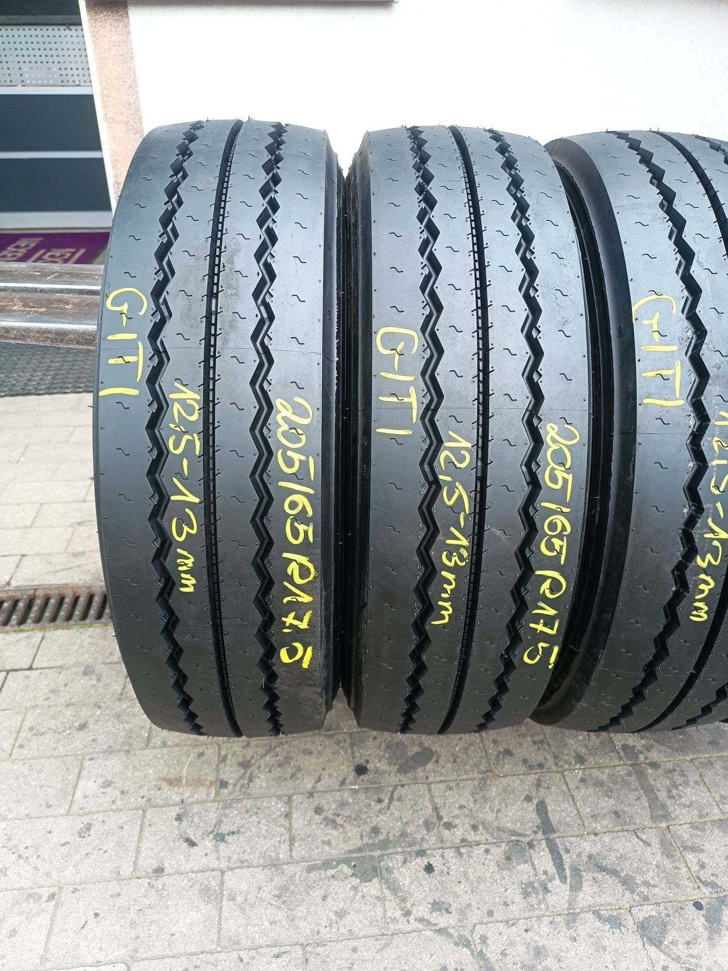 205/65R17.5 Giti GTL919