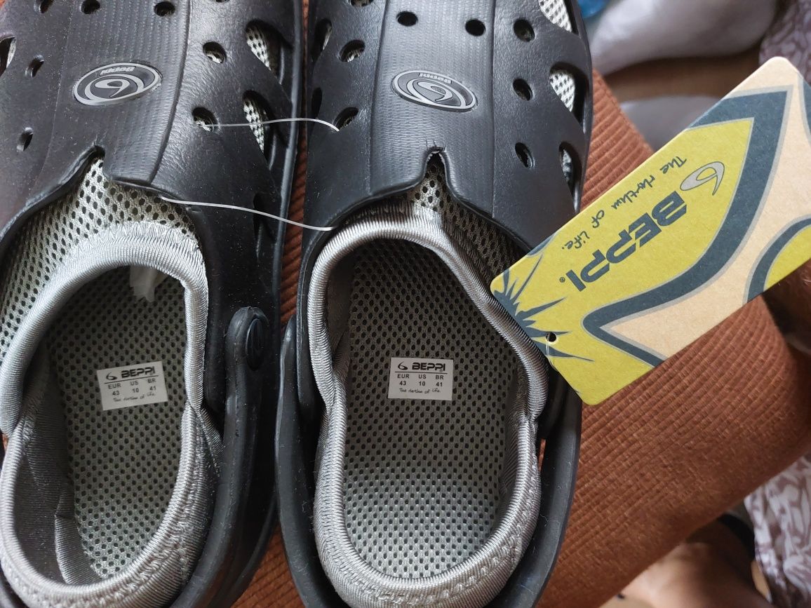 Crocs da Beppi novos