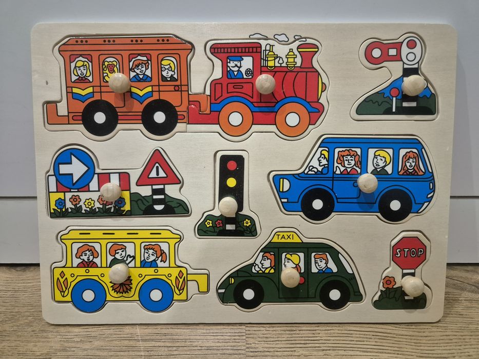 Drewniane puzzle układanki