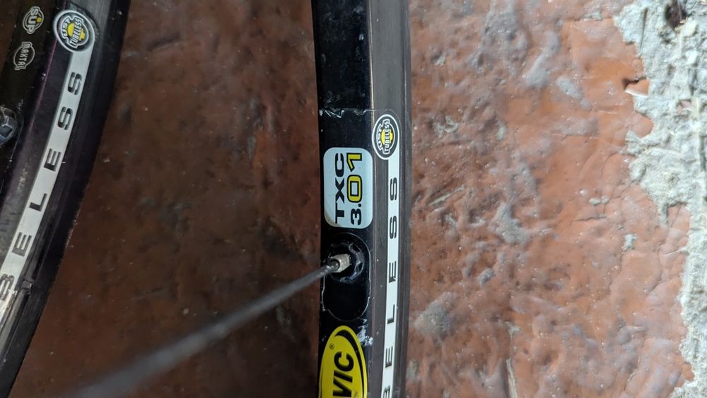 Вілсет Mavic TXC 3.01 UST DT Swiss Hugi 240 Ratchet system