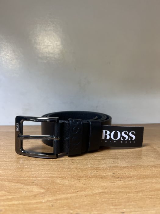 Чоловічий ремінь Hugo Boss чорний (класичний стиль)