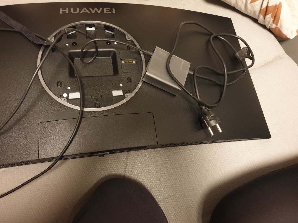 Monitor Huawei pęknięta matryca