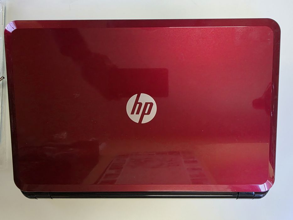 Laptop HP 15-d017cl