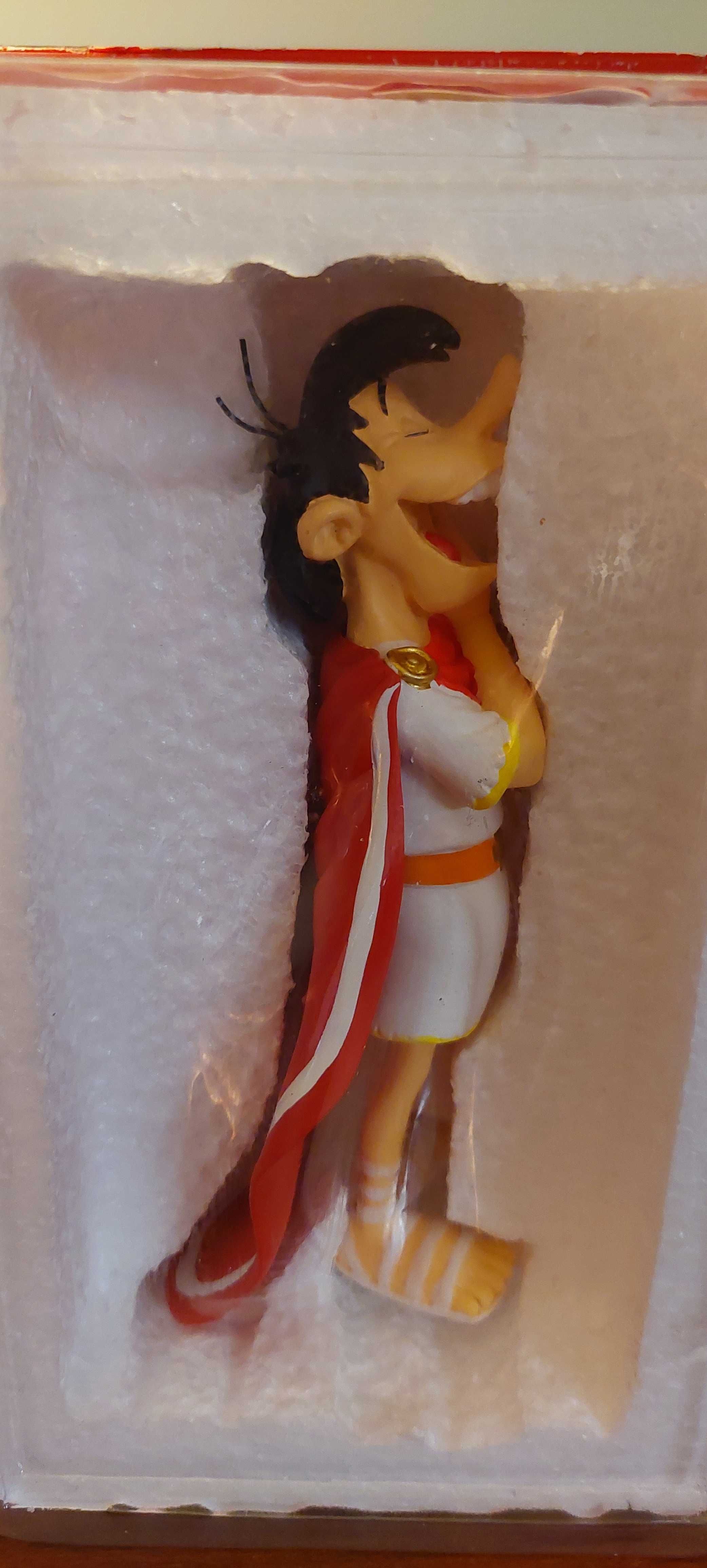 2 figuras em resina da galeria Asterix