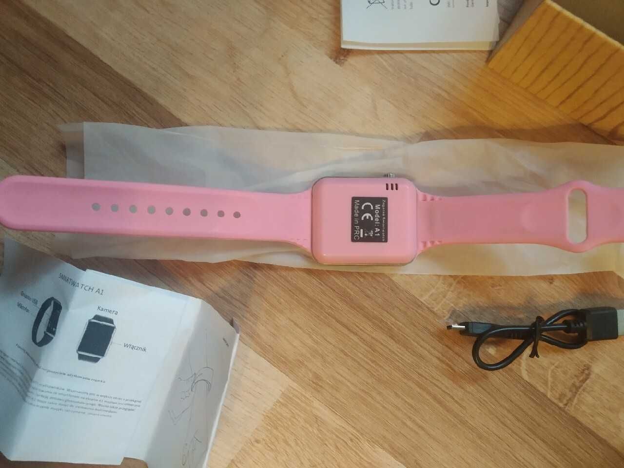 Różowy zegarek Smartwatch A1 kamera karta SIM Komplet