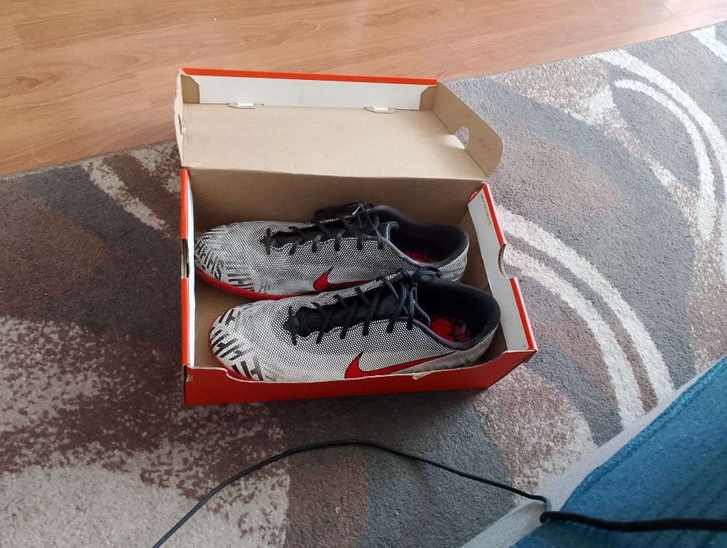 Buty Nike Halówki