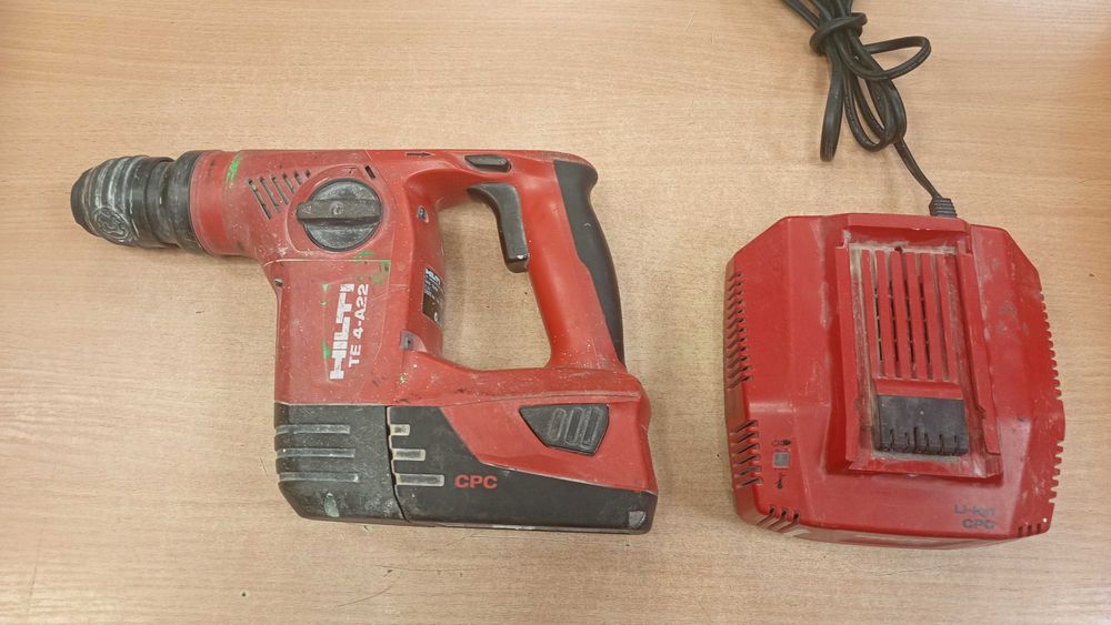 Akumulatorowa młotowiertarka TE 4-22 +AKU 5,2Ah -Komis MADEJ Dębica