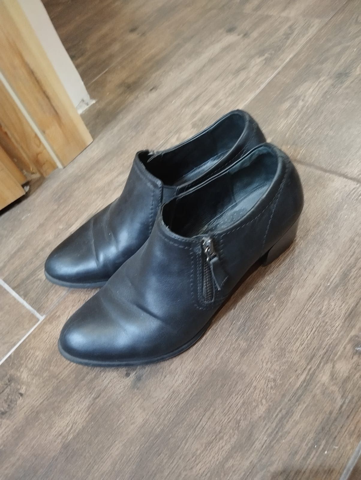 Buty, botki szpalery skóra Medicus Deichmann 40