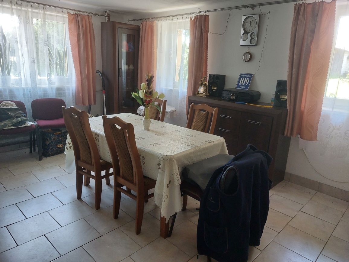 Dom jednorodzinny  180m2 na działce 30ar. Skrobów
