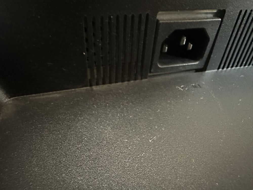 Monitor komputerowy hyundai t91d 19” cali