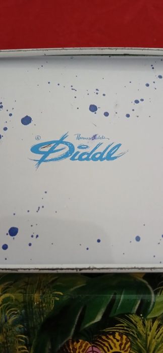 Estojo metálico Diddl, antigo