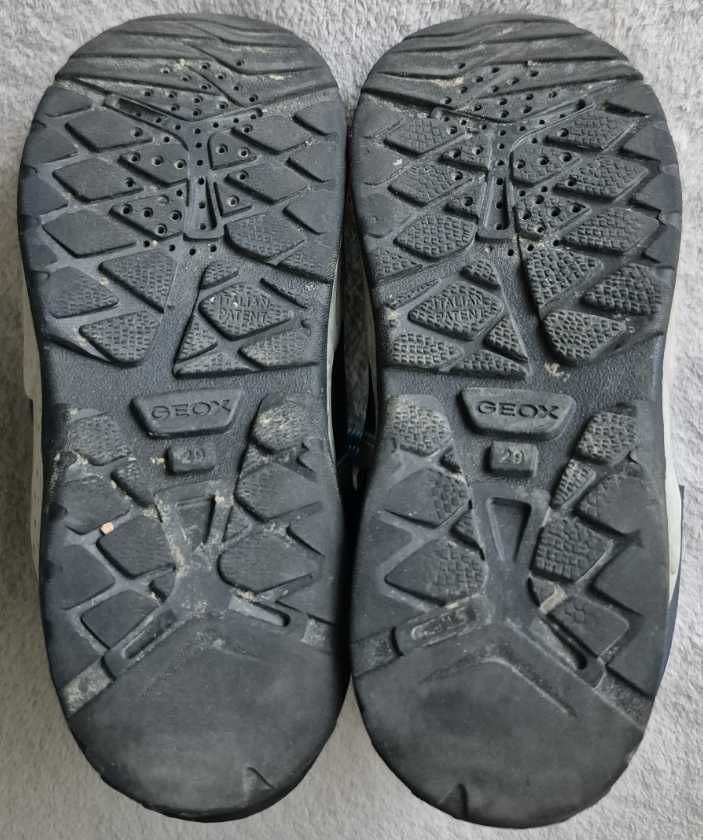 Buty zimowe śniegowce dziecięce Geox J Sentiero, rozmiar 29