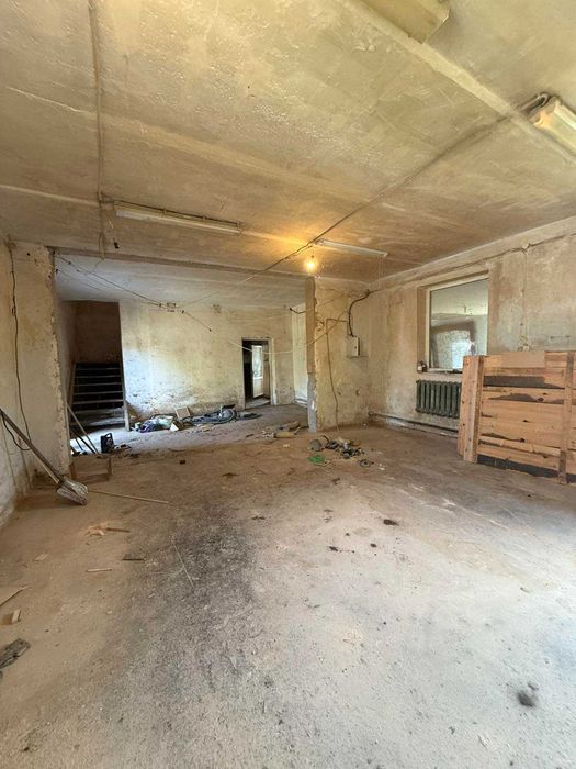 Продаж комерційного приміщення (270 м.кв.) в м.Рудки(БЕЗ КОМІСІЇ)