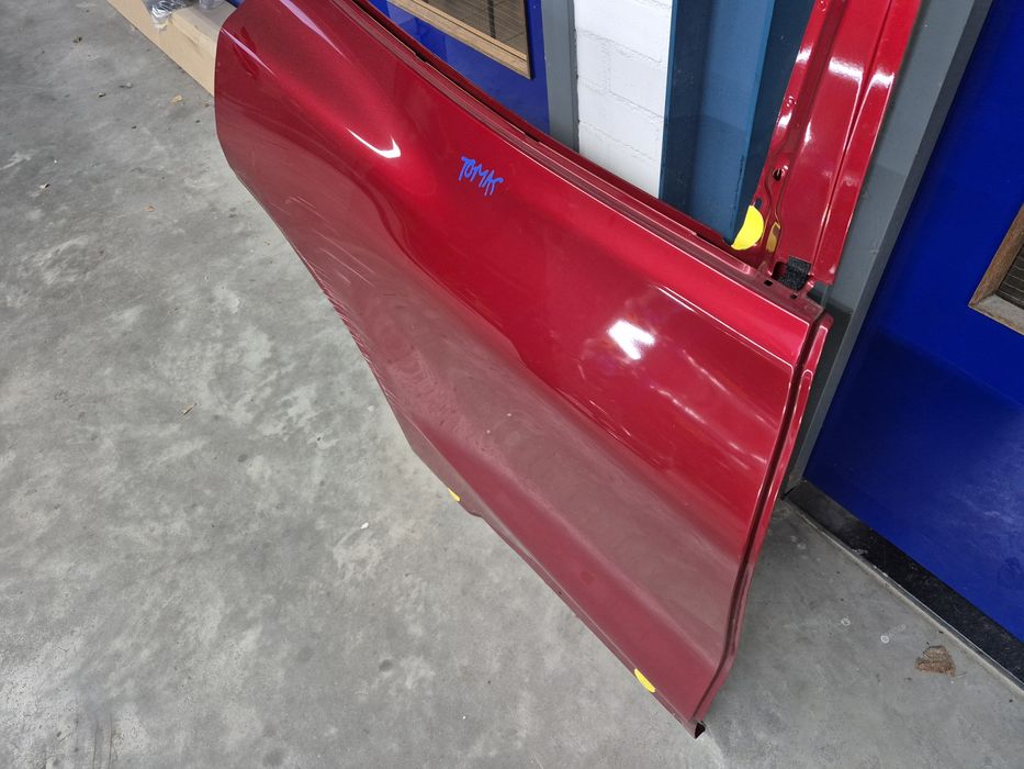 Mustang  Mach E drzwi prawe tylne