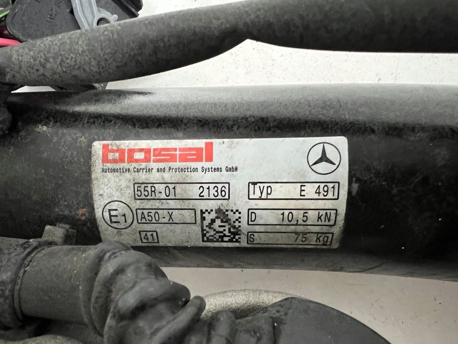 mercedes-benz c w205 2019 tył hak holowniczy komplet a2053105400 55r0