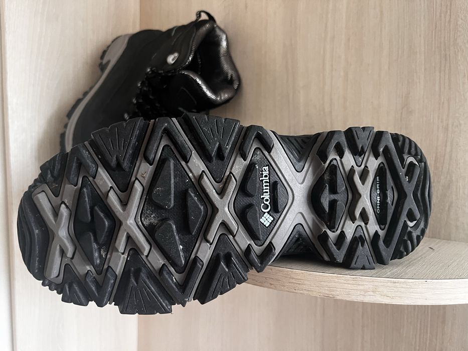 Зимові сапоги 39 розмір Columbia waterproof оригінал