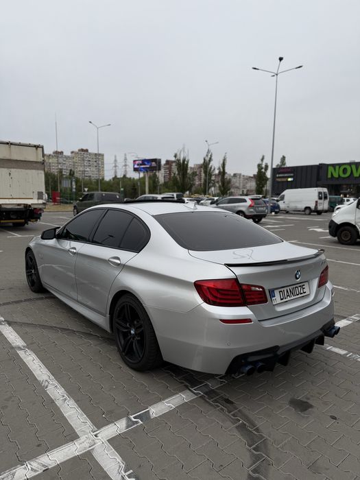 Продам БМВ Ф10, орігінальний м-пакет