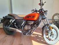QJ Motor SRV 125