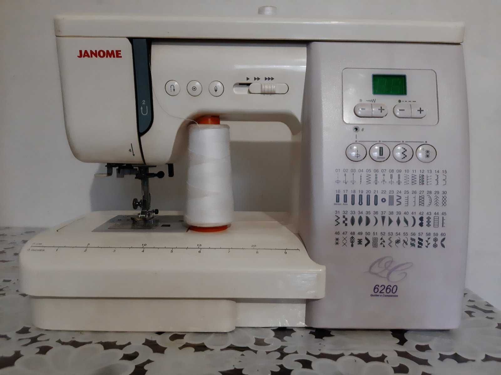 Бытовая швейная машина Janome