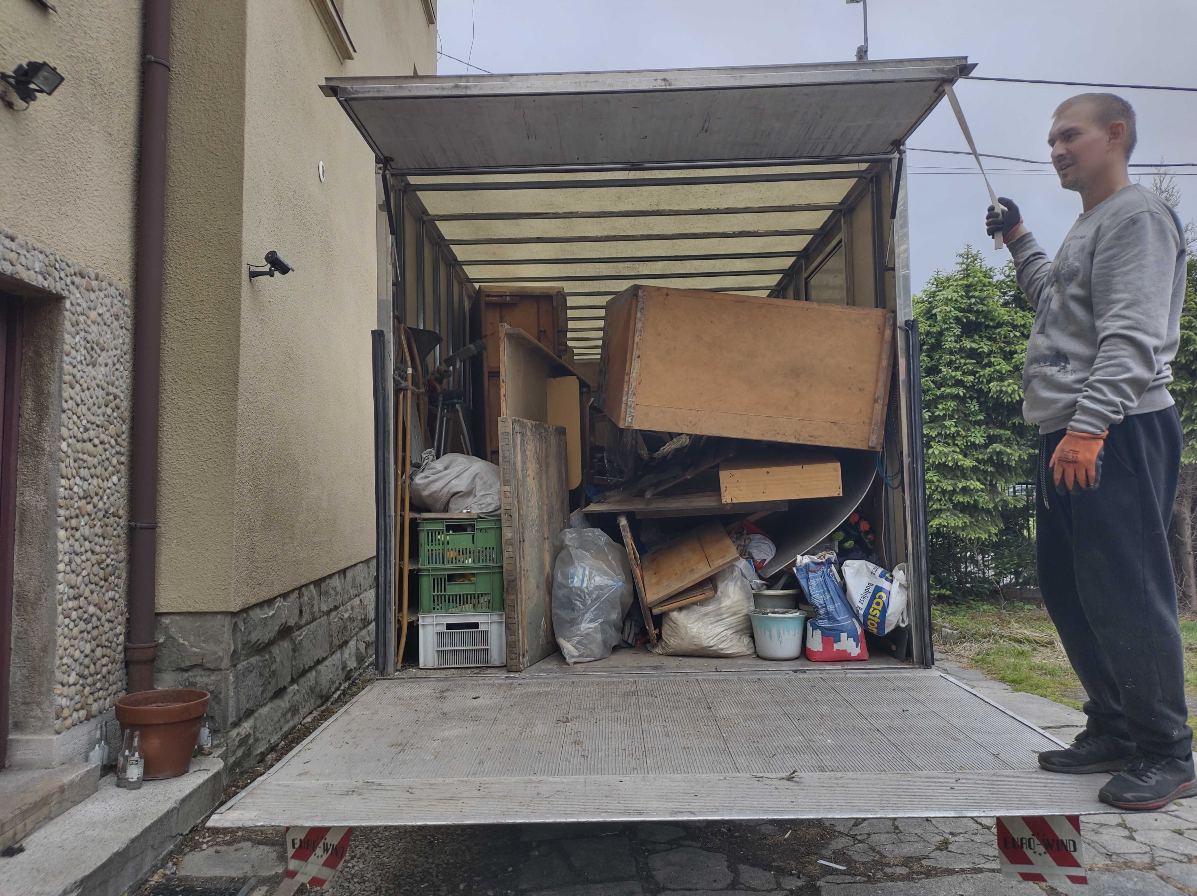 Opróżnianie domów,mieszkań,piwnic, strychów.Wywóz mebli, sprzętu agd.