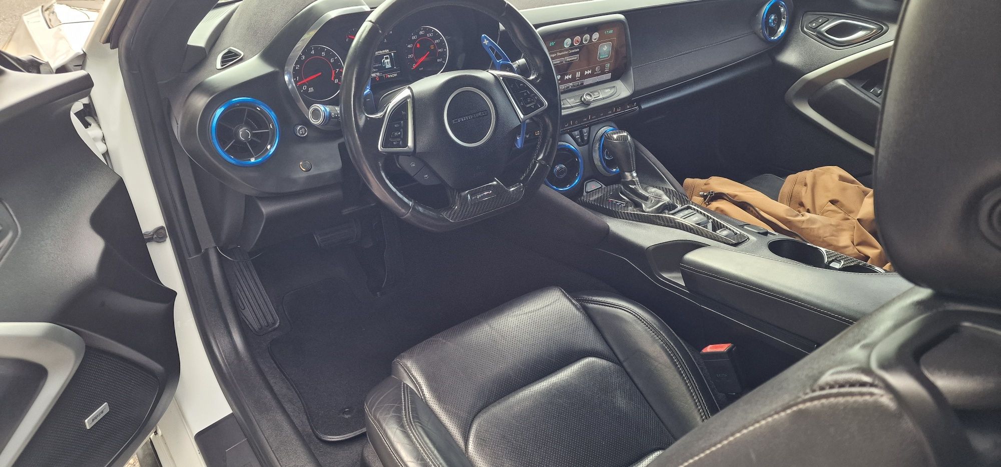 Chevrolet camaro equipamento zl1