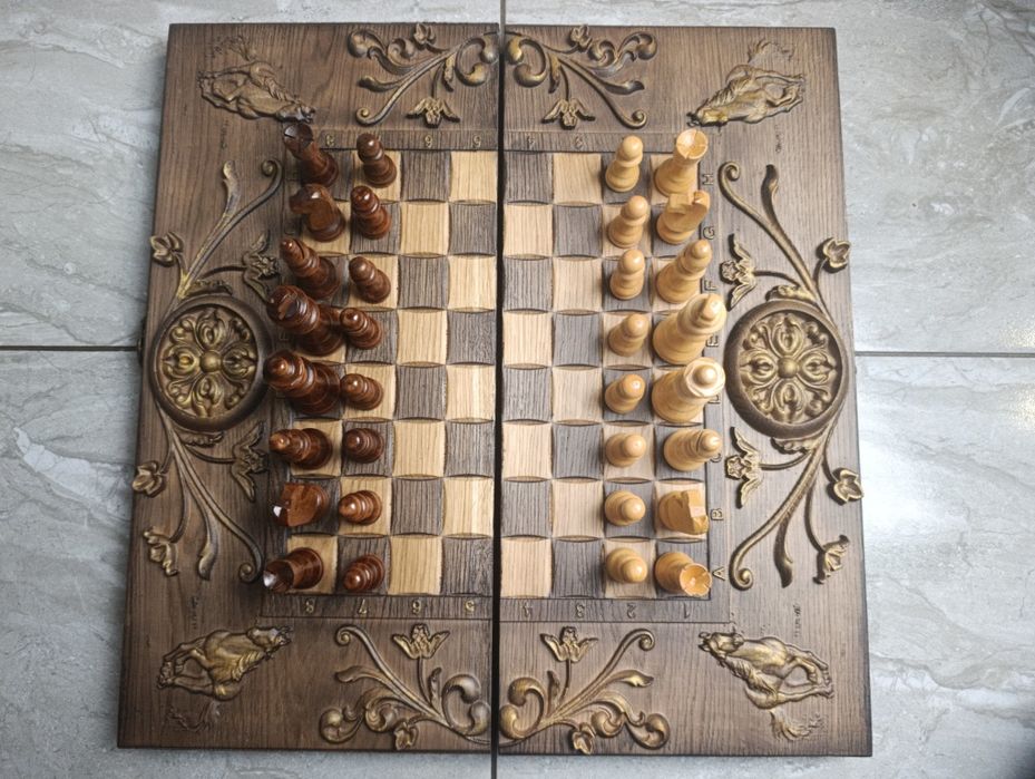Нові шахмати+нарди з натурального дуба 480х500мм