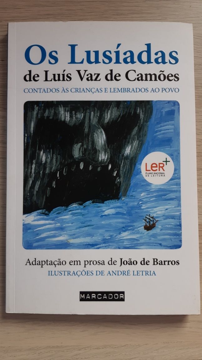 Livro "Os Lusíadas"