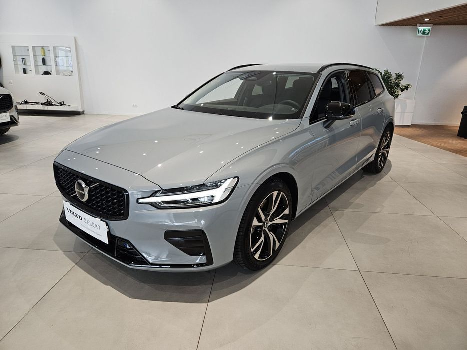 Volvo V60 Volvo V60 B4 B Plus Dark FV23% *Volvo Selekt*