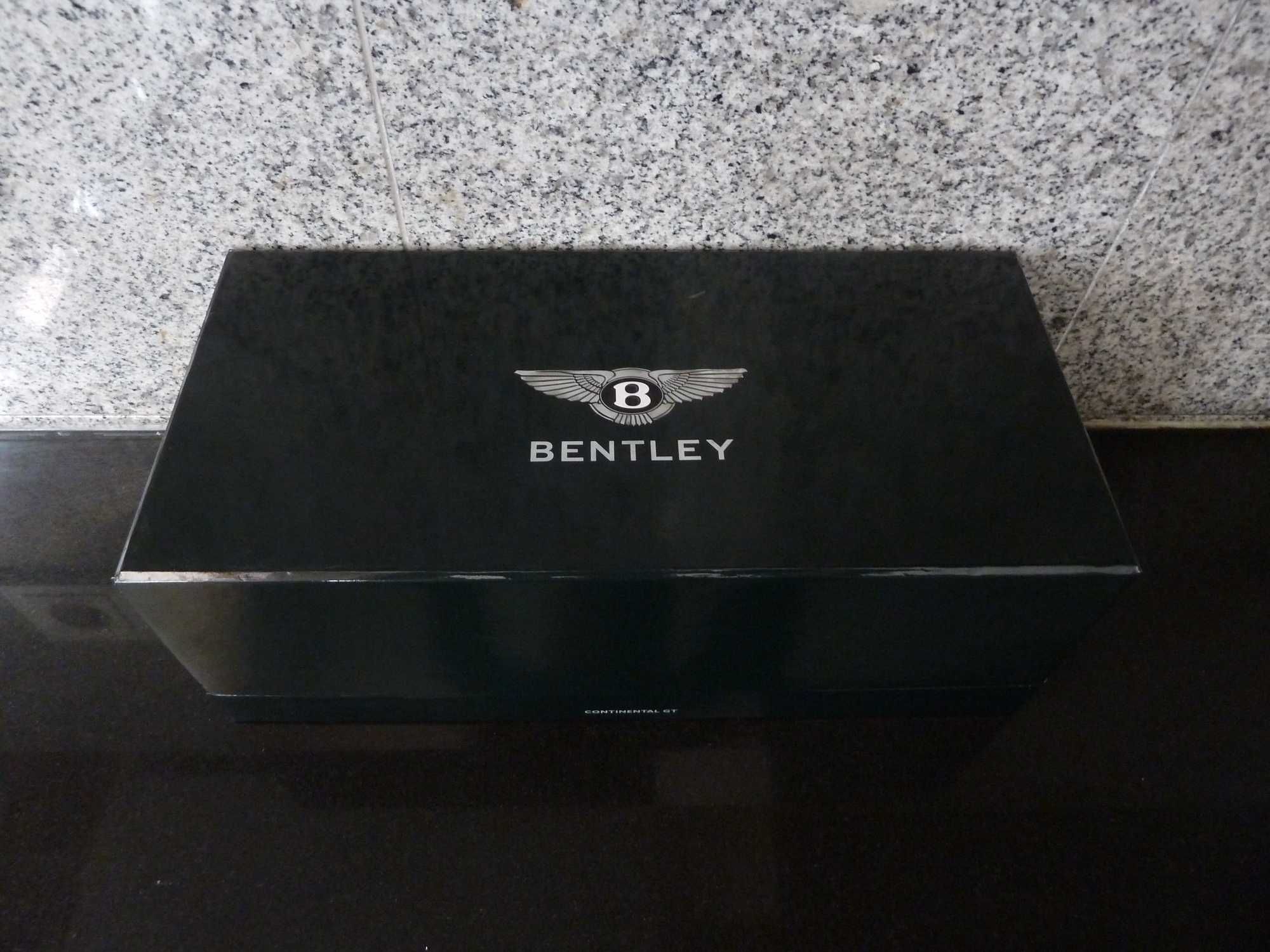 1:18 Minichamps Dealer Edition, Bentley Continental GT, 2008 AutoArt